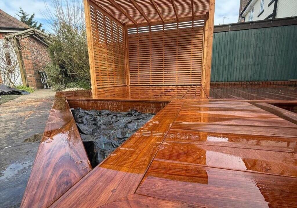 lychett bay jatoba hardwood deck wet